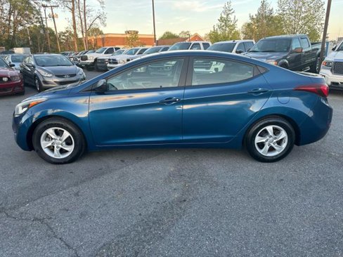 Used 2014 Hyundai Elantra SE image 8