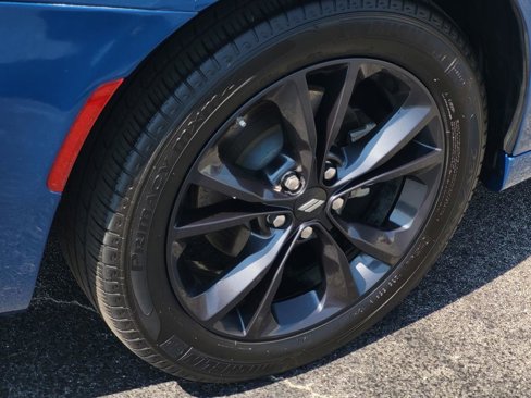 Used 2023 Dodge Charger SXT w/ Blacktop Package image 9