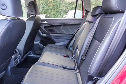 Used 2022 Volkswagen Tiguan SE image 16