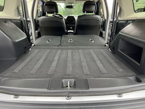 Used 2016 Jeep Patriot High Altitude image 16