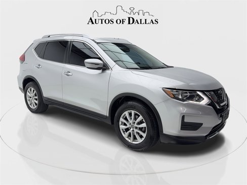 Used 2018 Nissan Rogue SV image 2