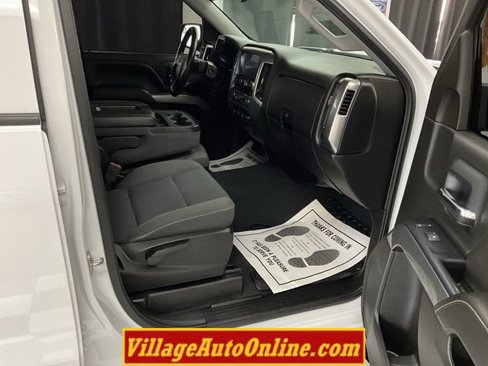 Used 2019 Chevrolet Silverado 1500 LT w/ All Star Edition image 34