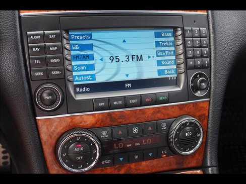 Used 2009 Mercedes-Benz CLK 350 Cabriolet image 28
