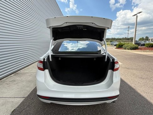 Used 2016 Ford Fusion SE image 39