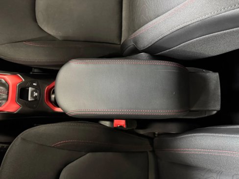 Used 2017 Jeep Renegade Trailhawk image 43