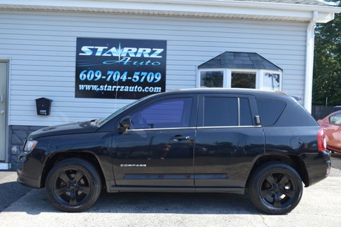 Used 2014 Jeep Compass Latitude image 2