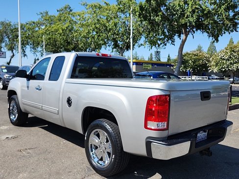 Used 2007 GMC Sierra 1500 SLE w/ California Package image 12