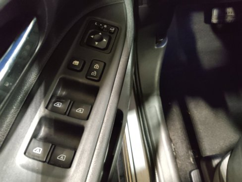 Used 2019 Mitsubishi Outlander SE image 27