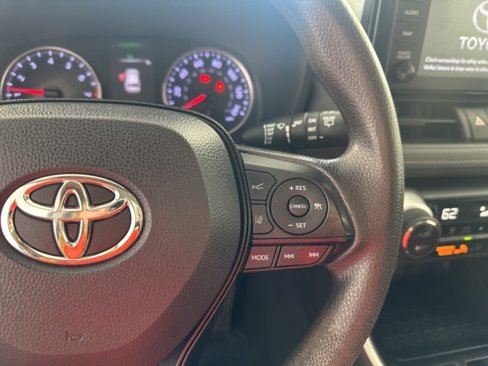 Used 2019 Toyota RAV4 XLE image 23