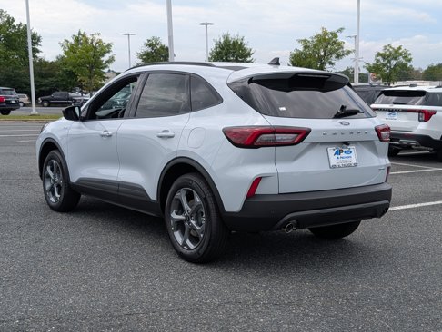 New 2025 Ford Escape ST-Line w/ Tech Pack #1 image 3