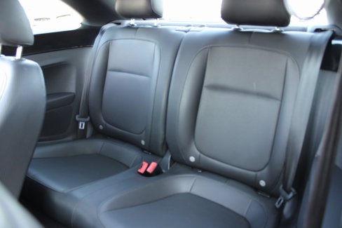 Used 2013 Volkswagen Beetle 2.5 image 18