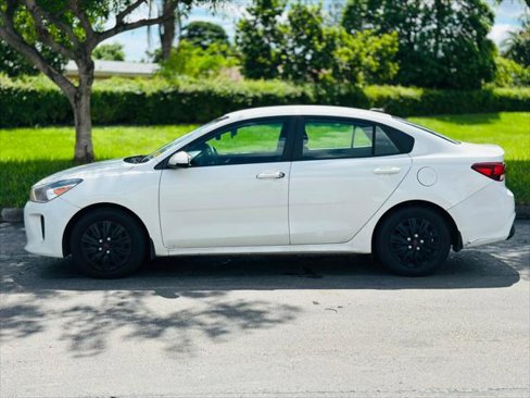 Used 2020 Kia Rio S image 4