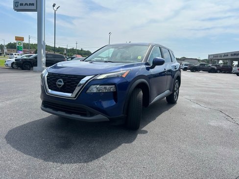 Used 2023 Nissan Rogue SV image 10