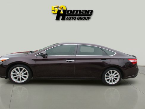Used 2013 Toyota Avalon XLE Touring image 3