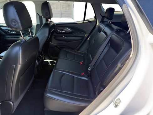 Used 2019 GMC Terrain SLT image 16