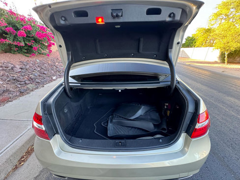 Used 2012 Mercedes-Benz E 350 Luxury image 19