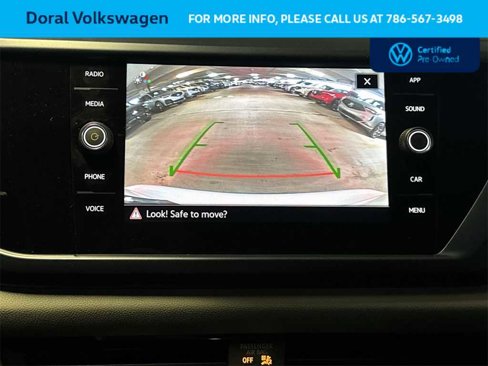 Certified 2022 Volkswagen Taos SE image 19