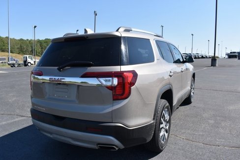 Certified 2023 GMC Acadia SLT image 3