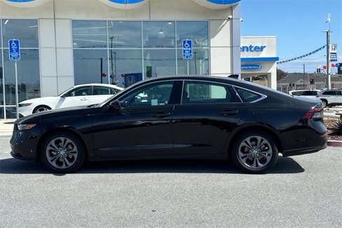 Used 2024 Honda Accord EX image 6
