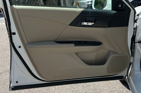 Used 2014 Honda Accord EX-L image 11