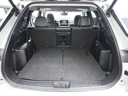 Used 2024 Mitsubishi Outlander SE image 10