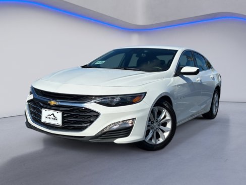Used 2023 Chevrolet Malibu LT image 2