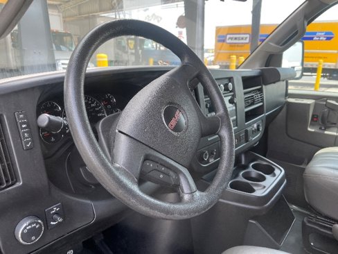 Used 2021 GMC Savana 3500 w/ Power Convenience Package image 17