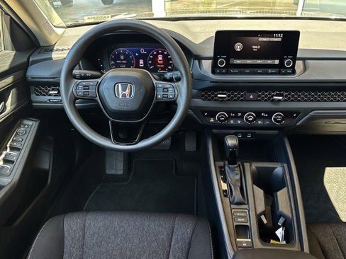 Used 2025 Honda Accord SE image 17