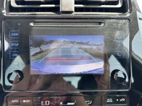 Used 2019 Toyota Prius L Eco image 15