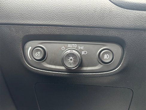 Used 2023 Buick Encore GX Essence w/ Experience Buick Package image 29