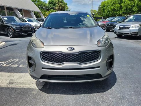 Used 2019 Kia Sportage LX image 8