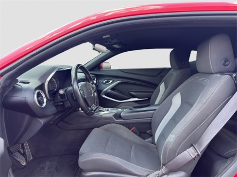 Used 2017 Chevrolet Camaro LT image 9