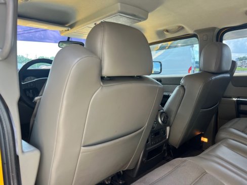 Used 2003 HUMMER H2 image 30