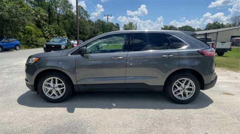 Used 2024 Ford Edge SEL image 5