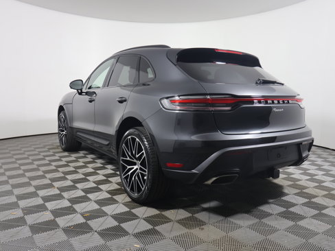 New 2025 Porsche Macan image 3