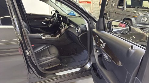 Used 2020 Mercedes-Benz GLC 300 4MATIC image 16
