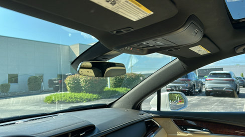Used 2018 Cadillac XT5 Luxury w/ Driver Awareness Package image 23