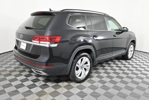 Used 2021 Volkswagen Atlas SE w/ Panoramic Sunroof Package image 9