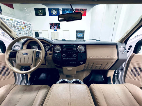 Used 2010 Ford F350 Lariat image 28