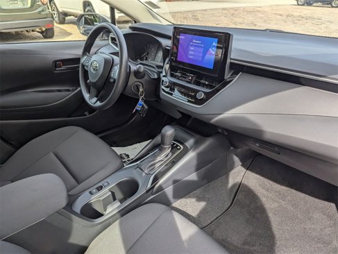 Used 2025 Toyota Corolla LE image 13