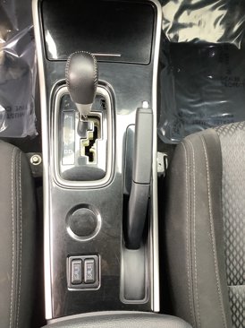 Used 2018 Mitsubishi Outlander SE image 16