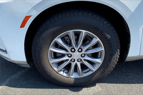 Used 2022 Buick Enclave Essence image 10