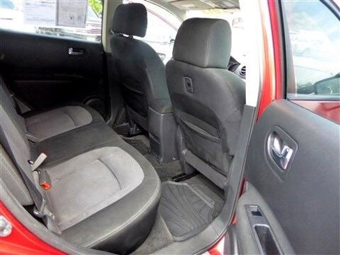 Used 2013 Nissan Rogue SV w/ Premium Pkg image 19