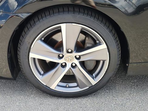 Used 2016 Lexus GS 200t image 8