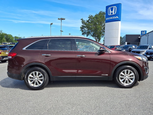 Used 2017 Kia Sorento LX w/ LX V6 Convenience Package image 7