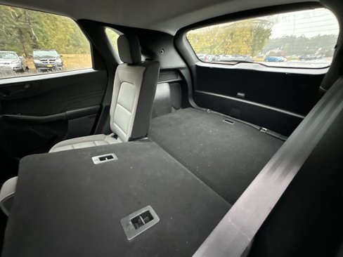 Used 2022 Ford Escape S image 23