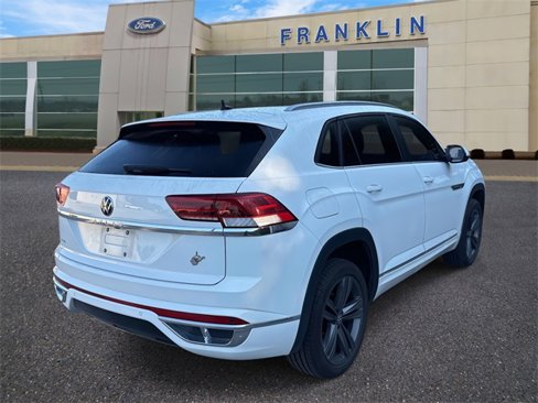 Used 2021 Volkswagen Atlas Cross Sport SE w/ Panoramic Sunroof Package image 7