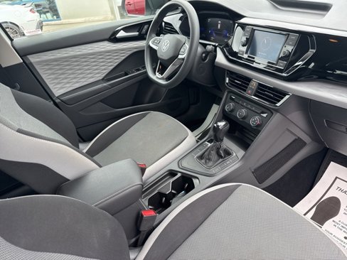Used 2022 Volkswagen Taos S image 14