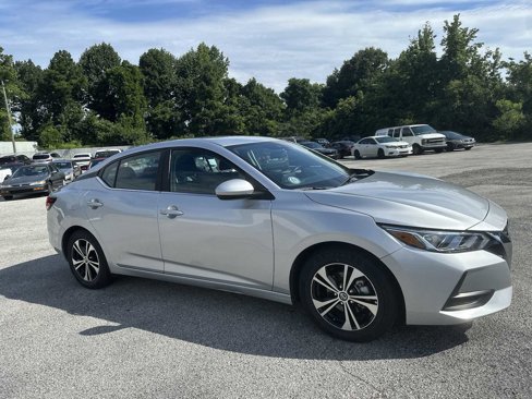 Used 2023 Nissan Sentra SV image 2