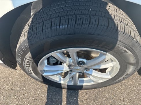 Used 2017 Chevrolet Equinox LT w/ Convenience Package image 7